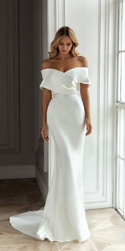 Wedding Dress Designers You Want To Know About ★ wedding dress designers off the shoulder sheath simple eva lendel Eva Lendel, White Bridal Gown, Paper Rings, Classy Wedding Dress, Wedding Dress Guide, Maid Of Honour Dresses, White Wedding Dress, Dress Guide, Dream Wedding Ideas Dresses