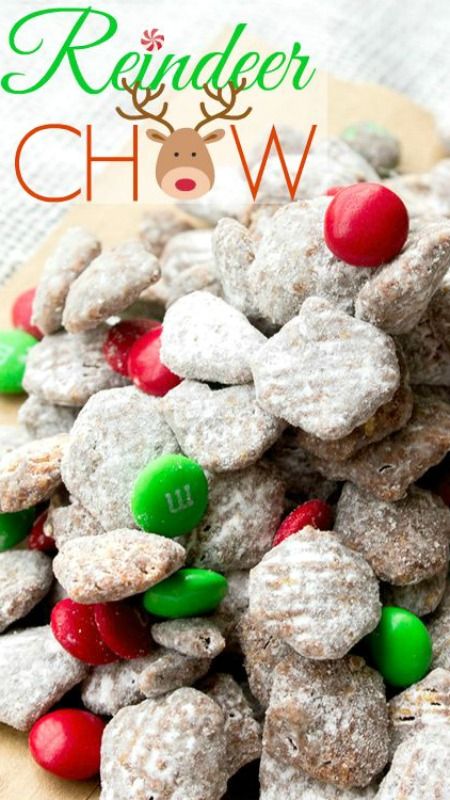 Reindeer Chow ~ a fun holiday twist... Chocolate and peanut butter coated crispy cereal, tossed in powdered sugar. Seriously the best snack ever! Reindeer Chow, Easy Christmas Treats, Muddy Buddies, Dessert Aux Fruits, Holiday Snacks, Think Food, Paula Deen, Christmas Cooking, Christmas Snacks