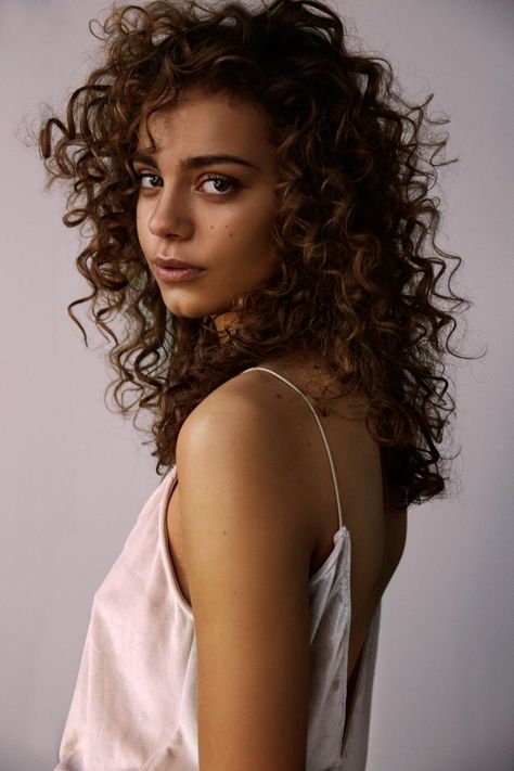 Hermione Granger Fancasts, Hermione Granger Fan Cast, Hermione Granger Face Claim, Hermione Fancast, Hex Hall, Aesthetic Gryffindor, Faceclaims Female, Hermione Hair, Fanfiction Recommendations