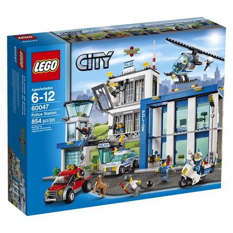 Amazon.com: LEGO City Police 60047 Police Station: Toys & Games Lego City Police Station, Lego Police Station, Cheap Lego, Lego City Police, Lego City Sets, Lego Toys, Buy Lego, Oita, Police Dogs