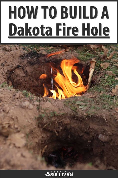 A Dakota fire hole is a fantastic and clever way of making fire without too much visible smoke or flames. Here's step by step how to make one. #wildernesssurvival #bushcraft #prepper #survival Dakota Fire Pit, Dakota Fire Hole, Dakota Fire, Emergency Preparedness Food Storage, Survival Fire, Survival Knots, Bushcraft Skills, Camping Hacks Diy, Survival Skills Life Hacks