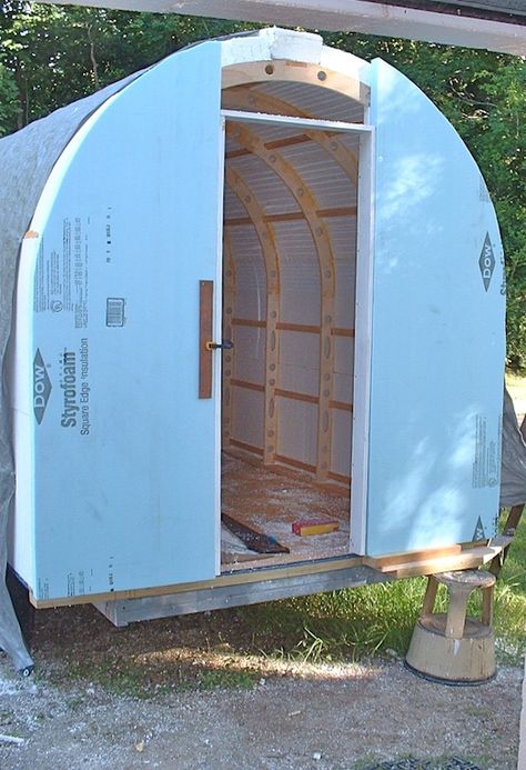 Diy Shelter, Squirrel Repellant, Nomadic Furniture, Homemade Trailer, Teardrop Camper Plans, Homemade Camper, Small Cabin Plans, Camping Pod, Shipping Container Cabin