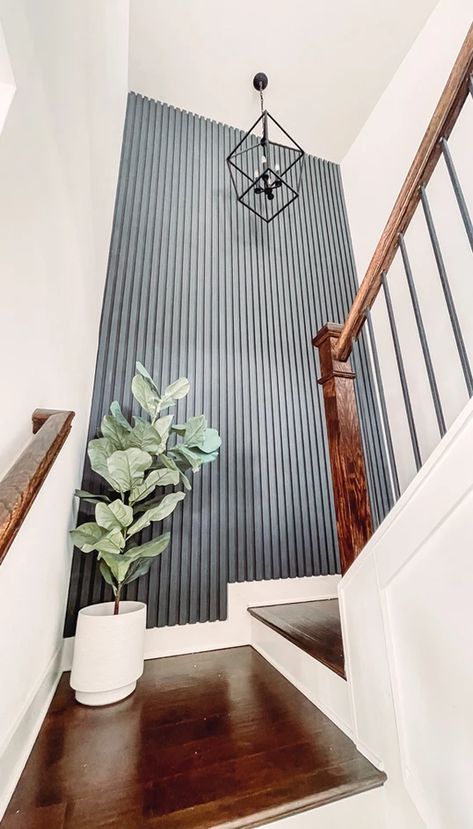 Slat Walls, Staircase Wall Decor, Pallet Walls, Polished Plaster, Art Walls, Concrete Walls, Staircase Wall, Deco Chic, Stucco Walls