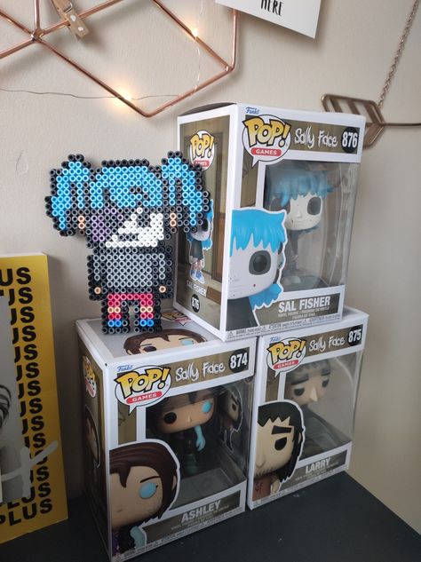 Funko pop Sal Fisher, Larry and Ahsley 💙💜🧡 + Sally face in perler bead 💙💙💙 Sally Face Funko Pop, Sally Face Merch, Sally Face Perler Beads, Sal Fisher, Sally Face, Birthday Stuff, Perler Bead, Perler Beads, Dream Room