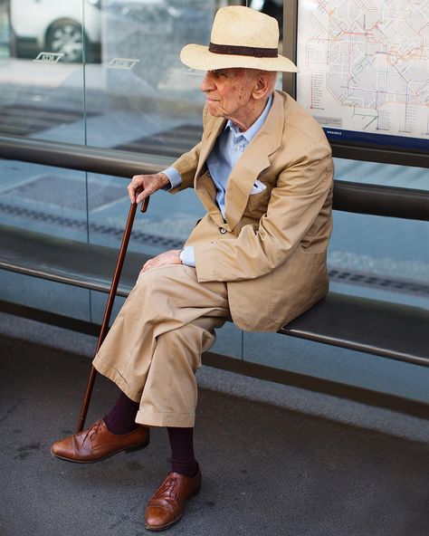 thesartorialist So many people tell me that their favorite photos on The Sartorialist are the chic, old Italian gentleman. They’re not easy to find, especially in a situation that’s shootable, but when you do find them it’s so rewarding. Jenny and I spotted this guy at the exact same moment as we sped by in our car on the way to a fashion show in Milan. We both yelled “did you see him??” We stopped the car immediately and I popped out to try and get the shot, luckily it worked. As much as everyo Sitting On A Bench, The Sartorialist, Tan Shoes, Men Street, 인물 사진, Old Man, Mens Street Style, The Chic, Pose Reference