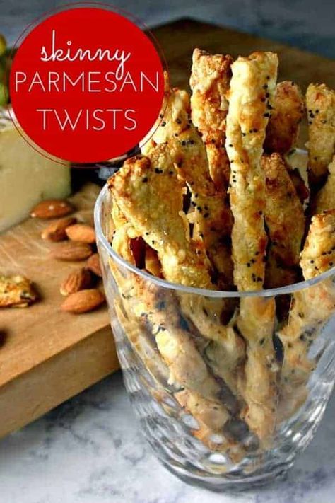 Skinny Parmesan Twists | Life, Love, and Good Food Parmesan Twists, Parmesan Sticks, Cheese Twists, Blue Cheese Dip, Garlic Cheese, Parmesan Crusted, Pastry Flour, Cheese Dip, A Fruit