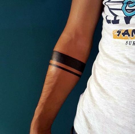 Masculine Armband Tattoo Designs for Men (32) Armband Tattoo Meaning, Black Band Tattoo, Stripe Tattoo, Tato Maori, Design Tatuaje, Wrist Band Tattoo, Armband Tattoos For Men, Band Tattoos For Men, Tato Dengan Makna