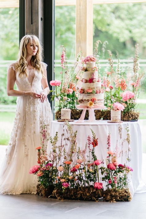 Romantic Meadow Flowers + Elegant Coral Pink Wedding Decor Coral Pink Wedding, Pink Wedding Decor, Pink Wedding Decorations, British Flowers, Wedding Cake Table, Meadow Flowers, Wildflower Wedding, Flower Display, Wedding Flower Arrangements