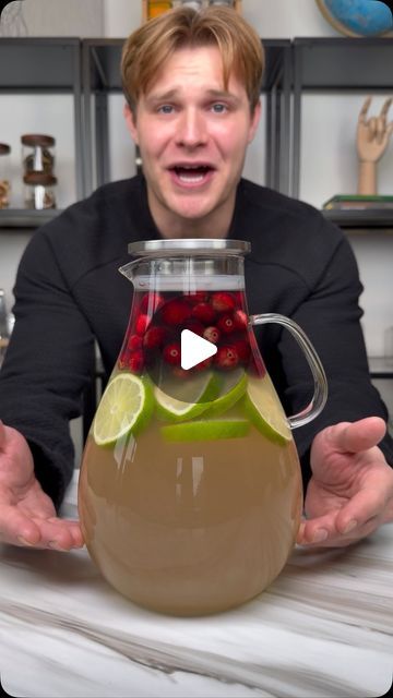 Timthetank on Instagram: "Cranberry Margarita Sangria!" Cranberry Margarita Sangria, Sangria Margarita Recipe, Drinks For Christmas, Margarita Sangria, Christmas Margarita, Party Punches, Cranberry Margarita, Red Wine Sangria, Mommy Juice