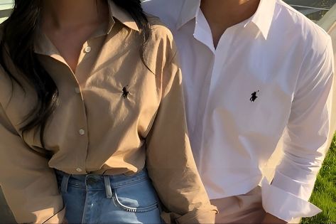 Polo Match Outfit, 90s Model Aesthetic, Couple Polo Shirt, Couple Outfit Ideas, Ralph Lauren 90s, Polo Shirt Outfits, Polo Match, 90s Model, Model Aesthetic