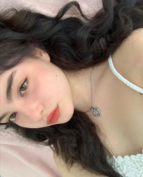 Soft Makeup Looks, Yennefer Of Vengerberg, Cute Makeup Looks, Soft Makeup, Pretty Makeup, Girls Makeup, Cute Makeup, Aesthetic Makeup, Korean Makeup