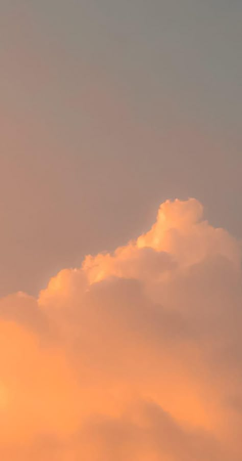 Cloud Aesthetic, Wallpaper Sunset, Wallpaper Sky, Peach Aesthetic, Iphone Wallpaper Sky, Sunset Background, Simple Phone Wallpapers, Cloud Wallpaper, Sky Pictures