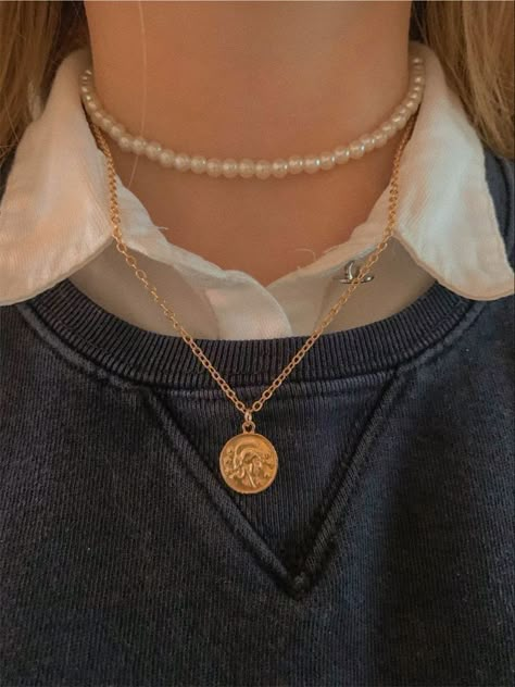 A Necklace, Coin, Gold