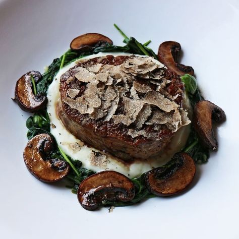 Filet Mignon Plating, Filet Mignon Fine Dining, Truffle Steak, Beef Tenderloin Plating Fine Dining, Fine Dining Filet Mignon Plating, Beef Tenderloin Red Wine Mushroom Sauce, Mushroom Steak, Spinach And Mushrooms, Tenderloin Steak