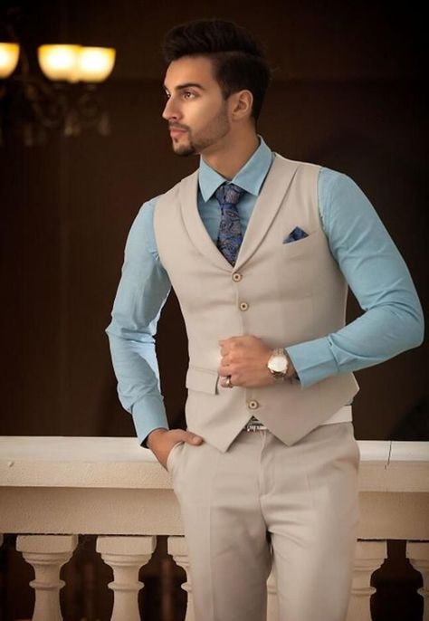 The Ultimate Guide to Men’s Summer Vests: A Staple in Your Wardrobe Waistcoat Outfit, Tuxedo Prom, Waistcoat Designs, Wedding Waistcoats, Mens Waistcoat, Waistcoat Men, Classy Suits, Indian Men Fashion, Dress Suits For Men