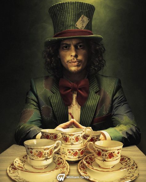 William Gray on Instagram: “Benedict Samuel as the Mad Hatter in Gotham - Done in Photoshop. . . . @web.of.smiles @skull101ify @gothamonfox @jaxsonderr @bobatalks…” Benedict Samuel, Gotham Rogues, Jervis Tetch, Gotham Characters, New Justice League, Gotham Tv Series, Gotham Series, Batman Concept, Gotham Villains