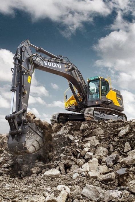 Rc Construction Equipment, Earthmoving Equipment, Ing Civil, Cat Excavator, Logo Styles, Construction Trucks, Tonka Toys, Heavy Construction Equipment, Forestry Equipment