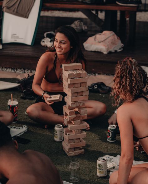 30 Fun, Hilarious Games To Play With Friends Once You’re Actually In Person Again | Thought Catalog Outdoor Games, Friend Game Night, Dorm Party, Game Night Parties, Friends Playing, Candid Photo, Board Game Night, Summer Friends, Family Game Night