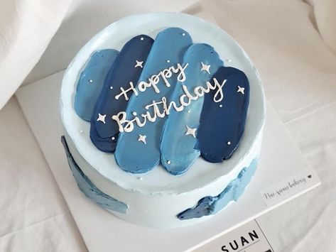 Bakery Xmas Pastel Blue Cake Birthday, Banto Cake Design, Simple Blue Birthday Cake, Blue Birthday Cake Aesthetic, Blue Minimalist Cake, Blue Bento Cake, Blue Star Cake, Blue Cake Designs Birthday, Blue Bday Cake