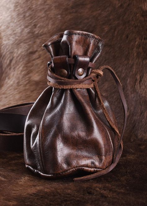 Big Leather Pouch Brown Coin Pouch Dice Pouch LARP and - Etsy UK Dice Pouch, Playing Dice, Money Pouch, Large Pouch, Dice Bag, Leather Projects, Coin Pouch, Leather Pouch, Leather Purse