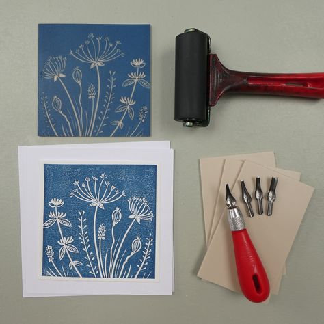 How to make a linocut print for beginners Linocut Designs For Beginners, Diy Print Making Art, Linocut Prints Beginner, Lino Printing Design, Print Making Art Ideas, Lino Print For Beginners, Linocut Simple Design, Printmaking Ideas Design, Beginner Block Printing