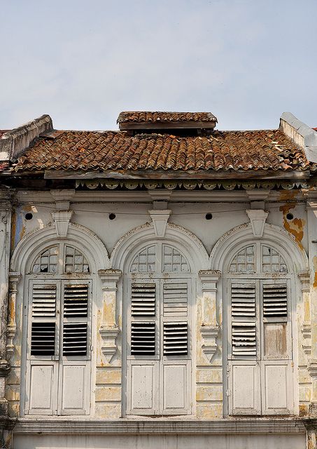 George Town, Penang | Eric Lafforgue Penang Aesthetic, Colonial Windows, History Of Malaysia, Arsitektur Kolonial, George Town Penang, Architecture Photography Buildings, Arch Building, Chinese House, Eric Lafforgue