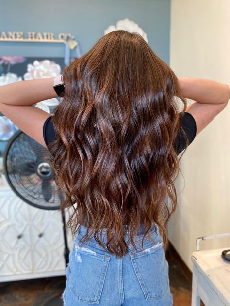 Camera Brown Hair, Call Hair Color Ideas Dark, Copper Toned Brown Hair, Red Toned Balayage, Rich Copper Brown Hair, Dark Copper Brown Hair Balayage, Carmel Brown Hair Colour, Brunette With Hint Of Red, Copper Toned Hair Brown