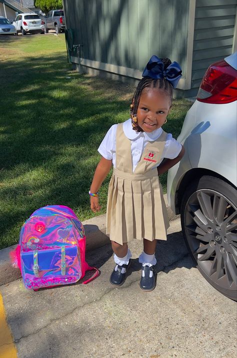 Pre K Uniform Ideas, First Day Of Pre K Hairstyles, Toddler Girl Uniform Outfits, First Day Of School Outfit Kindergarten, Babysitting Aesthetic, Toddler School Uniforms, Kids Uniform, School Swag, Uniform Ideas