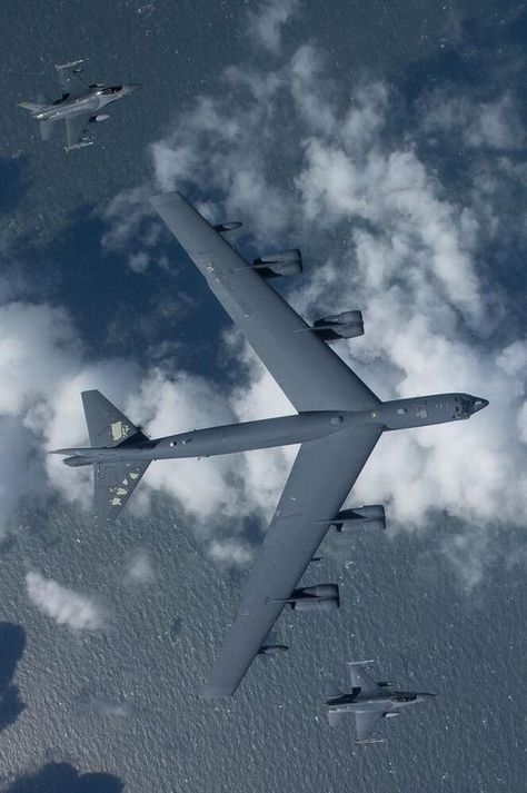 Barley Field, B 52 Stratofortress, Strategic Air Command, Us Military Aircraft, Diego Garcia, Airplane Flying, General Dynamics, Military Jets, Jet Aircraft