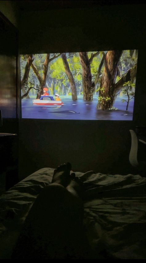 Projetor T6 id:20714833 Use meu cupom : DANIALBINO15 #projetornoquarto #projetor #studioghiblifilms #studioghibli #cozyvibes #aesthetic #filme #cinemaroom #ponyo #projetordevideo #howlsmovingcastle Ponyo Aesthetic, Projector Mounts, Film Netflix, Dark Blue Wallpaper, Projector Accessories, Live In Style, Theater Room, Cinema Room, Movie Room