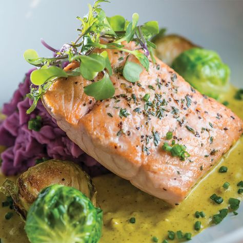 Scottish Salmon Recipe, Scottish Salmon, Clean Food Crush, Salmon Fillets, Spring Recipes, Salmon Recipes, Clean Recipes, Salmon Burgers, Stick Of Butter