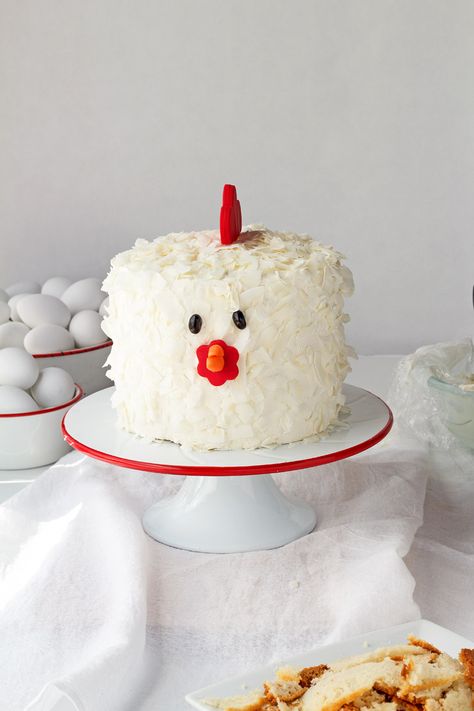 This tutorial and video will show you how to make an adorable chicken cake and all the things I did wrong while making it. Chicken Cake, Farm Cake, Animal Cakes, Farm Birthday Party, Animal Cake, Cake Videos, Unicorn Cake, A Chicken, Savoury Cake