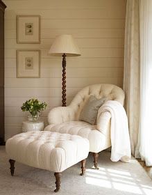 Bedroom Furniture Layout, Bedroom Nook, French Country Bedrooms, Casa Country, Bedroom Seating, Reading Nooks, Bedroom Decor Cozy, Trendy Bedroom, Furniture Layout