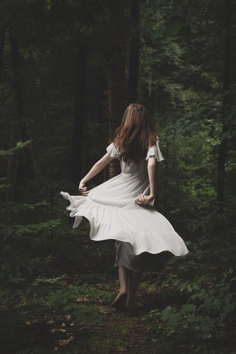 Flowy Dress Photoshoot, Rustic Architecture, Fairytale Photoshoot, Woods Photography, Fairytale Photography, Forest Girl, Fantasy Forest, Fantasy Photography, Forest Photography