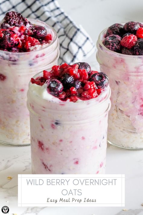 For busy mornings, try our Wild Berry Overnight Oats recipe. It’s made with nutritious dairy, whole grains, and berries, plus it’s a simple breakfast that can be meal prepped ahead of time and is an easily customizable recipe. Low Calorie Overnight Oats, Berry Overnight Oats, Apple Pie Overnight Oats, Frozen Fruit Recipes, Berry Oatmeal, Delicious Oatmeal, Cinnamon Apple Pie, Overnight Oatmeal Recipes, Oat Recipes Healthy