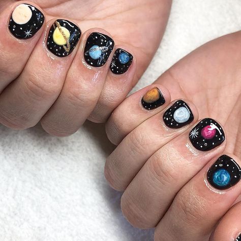 Solar System Nail Art, Planets Nails, Planet Nail Designs, Planets Nails Design, Planet Inspired Nails, Planet Nails Design, Solar System Nails, Nail Designs Hand Painted, Conference Nails