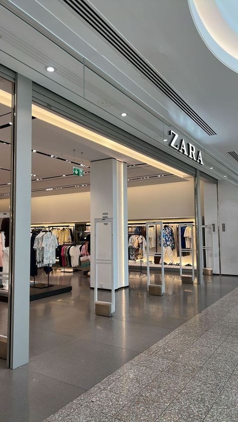 Zara Fake Shopping Snaps Story, Zara Background, Y2k Places, Y2k Zepeto, Background Place Aesthetic, Selfie Background, Zara Aesthetic, Creative Snapchats, Shopping Pictures