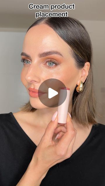 ASTA Jurksaite - Makeup Artist on Instagram: "Where to apply cream products ☝️save this easy guide for next time💞  Products used: @pocobeautyofficial Suede Sculpt contour stick Pecan (bronzer) On the Glow cream colour stick (blush) Face glaze highlighting stick Morning Light   Brushes: @sarahkearymakeup Contour /Blush brush (angled) @lunabylisa Cheek brush @cica_brushes_ Fiundation brush   Makeup tips-makeup application-cream bronzer-cream blush-makeup101- makeup tips for beginners-makeup placement-how to apply makeup #pocobeauty" Highlight Contour Blush Placement, Contour Highlight, How To Apply Bronzer Stick, Contouring With Blush, Applying Cream Blush, Apply Cream Blush, How To Put On Cream Blush, Cream Blush Brush, Stick Blush How To Apply