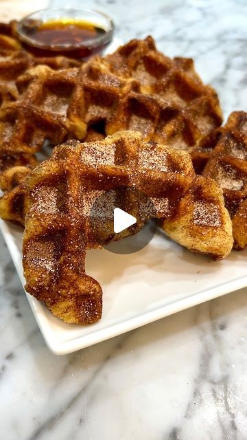 Crescent Roll Waffle Iron, Waffle Maker Cinnamon Rolls, Croissant In Waffle Iron, Cinnamon Rolls Waffle Iron, Cinnamon Toast Crunch Waffles, Easy Belgian Waffle Recipe, Belgian Waffles Recipe, Easy Waffle Recipe, Crescent Dough