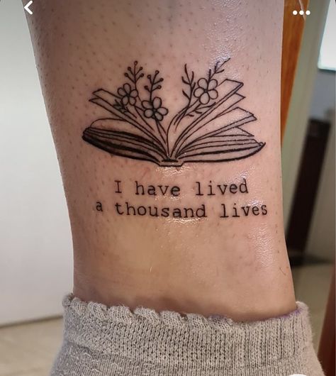 Literature Tattoos, Bookworm Tattoo, Book Inspired Tattoos, Reading Tattoo, Teacher Tattoos, Tattoos Abstract, Tattoos Japanese, Tattoos Watercolor, Tattoos Forearm