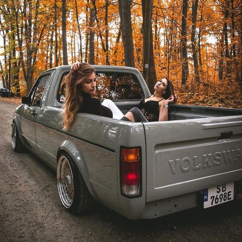 Vw Caddy 😈 #volkswagen #caddy #mk1 #autumn #grey #polishgirl #model #makeup #session Caddy Pickup, Vw Polo Modified, Vw Rabbit Pickup, Vw Caddy Mk1, Golf Gti Mk1, Mk1 Caddy, Vw Pickup, Volkswagen Golf Mk1, Vw Mk1