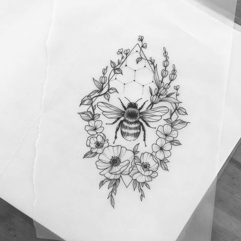 150+ Beautiful Bee Tattoos Designs With Meanings (2023) - TattoosBoyGirl Kunst Tattoos, Tattoo Zeichnungen, Cat Tattoos, Tatuaje A Color, Bee Tattoo, Music Tattoos, Bee Art, Flower Tattoo Designs, Skull Tattoos