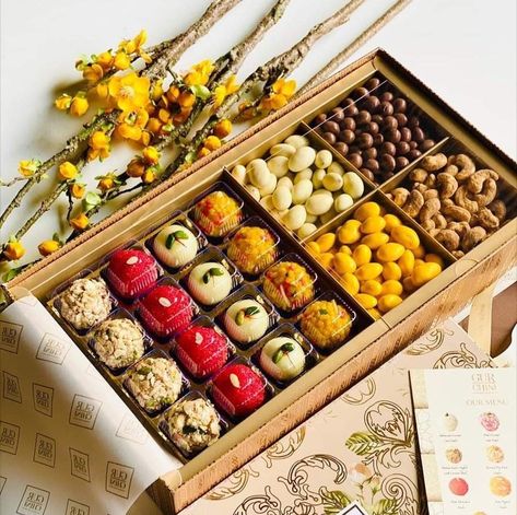 Diwali Mithai, Diwali Gift Items, Mithai Boxes, Bake Sale Packaging, Sweet Box Design, Wedding Gift Hampers, New India, Diwali Gift Hampers, Sweet Hampers