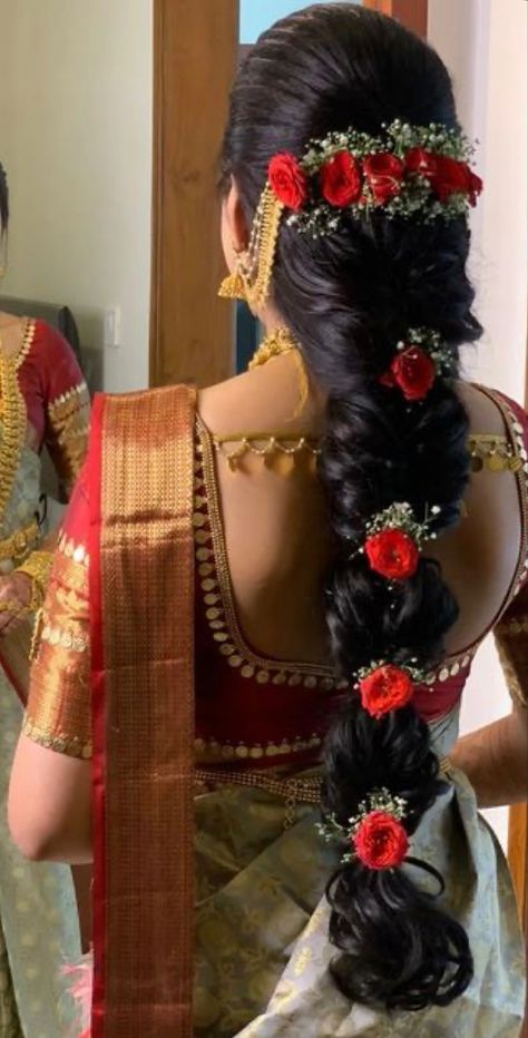 Indian Hairstyles Hair Style For Lehnga Wedding Hairs, Indian Hairstyles For Saree, Messy Braided Hairstyles, South Indian Wedding Hairstyles, Bridal Hair Decorations, Hair Style On Saree, Long Indian Hair, Engagement Hairstyles, Wedding Hair Up