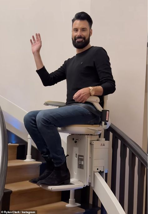 Rylan Clark enjoys a ride on Eamonn Holmes' stair lift during fun reunion visit Check more at https://newscnnn.com/rylan-clark-enjoys-a-ride-on-eamonn-holmes-stair-lift-during-fun-reunion-visit/ Rylan Clark, Stair Lift, News Agency, Honkai Impact, Ride On, Stairs, Quick Saves