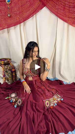 Red Chaniya Choli, Navratri Chaniya Choli, Navratri Special, Chaniya Choli, In Style, Crop Top, Saree, Crop Tops, Celebrities