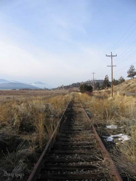 Railroad Aesthetic, Train Tracks Aesthetic, Reference Places, Laramie Project, Abandoned Railroad, Abandoned Trains, Klamath Falls, The Road Not Taken, Railway Track