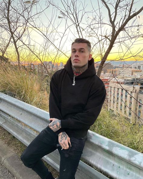 STEPHEN JAMES on Instagram: “quick and simple @fashionnovamen #fashionovapartner” Stephen James Aesthetic, Male Models Tattoo, James Aesthetic, Stephen James Model, Tattooed Men, James 3, Stephen James, Mens Fashion Streetwear, Doja Cat