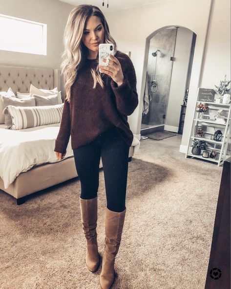 Winter Sweaters For Women 2022, Dressy Shoes For Winter, Winter Fashion With Boots, Fall Outfits With Knee High Boots, Dressy Casual Winter Outfits, Fall 2024 Boots, Sweater And Boots Outfit, Christmas Lunch Outfit, Mom Casual Outfits