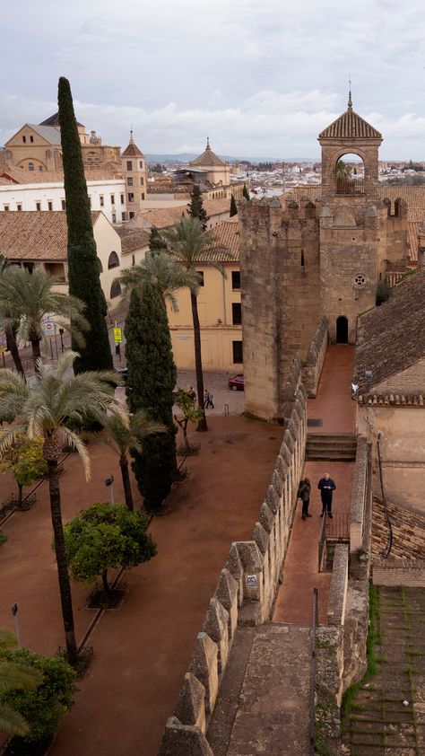 Cordoba Spain Aesthetic, Spain Cordoba, Travelling Spain, Spain Cities, Spain Architecture, Spanish City, San Bartolome, Spanish People, Moorish Architecture